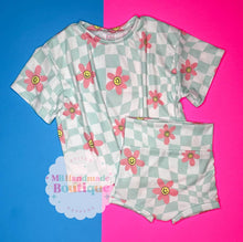 Load image into Gallery viewer, Spring Patchwork