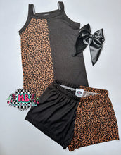 Load image into Gallery viewer, Winter Stripes