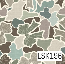 Load image into Gallery viewer, Camo Bows
