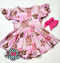 Load image into Gallery viewer, Cosmic Cuties
